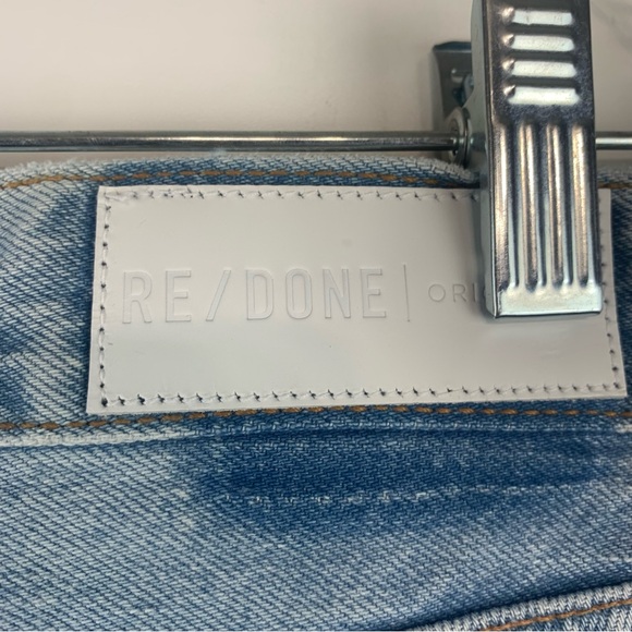 Re/Done 90s High Rise Loose Fit Jeans 26 Beach Destroy Light Wash - Picture 8 of 12